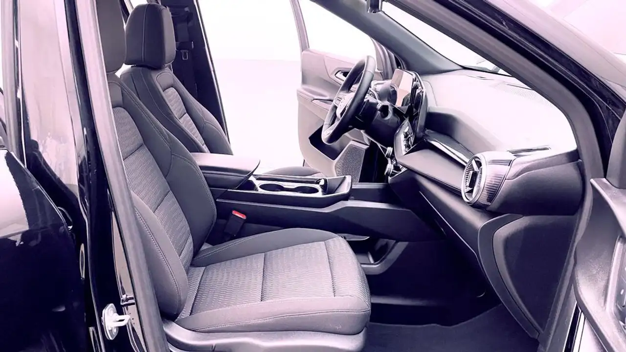 Chevrolet Equinox photo Chevrolet Equinox