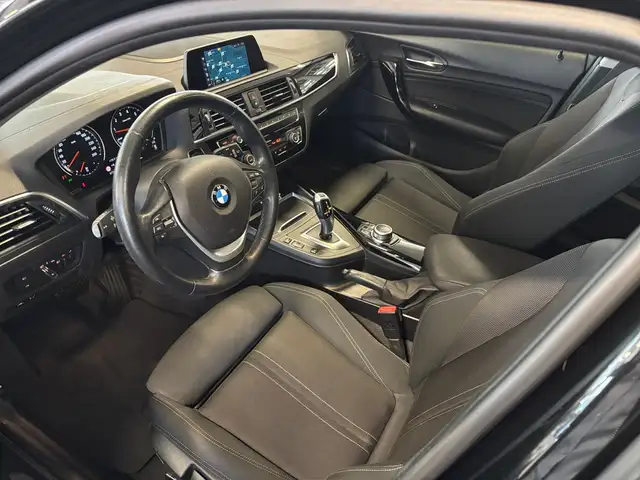 BMW 1 Series view 10