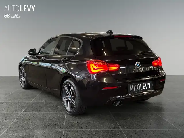 BMW 1 Series view 4