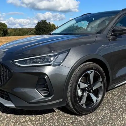 Ford Focus Focus Turnier 1.0  Hybrid Aut. ACTIVE DESIGN