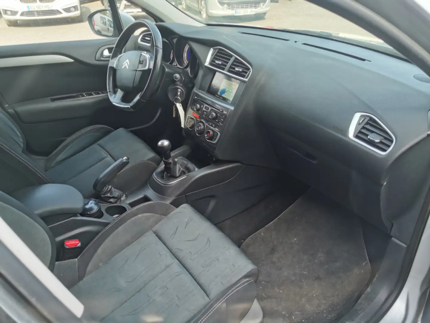 Citroen C4 1.6 HDI 90 BUSINESS Gris - 2