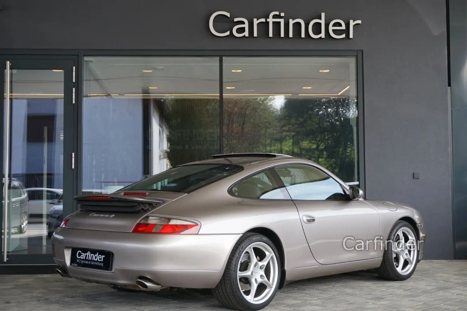 Porsche 996 911 Carrera 4 Coupé Tiptronic "perfekte Historie" Silber - 2