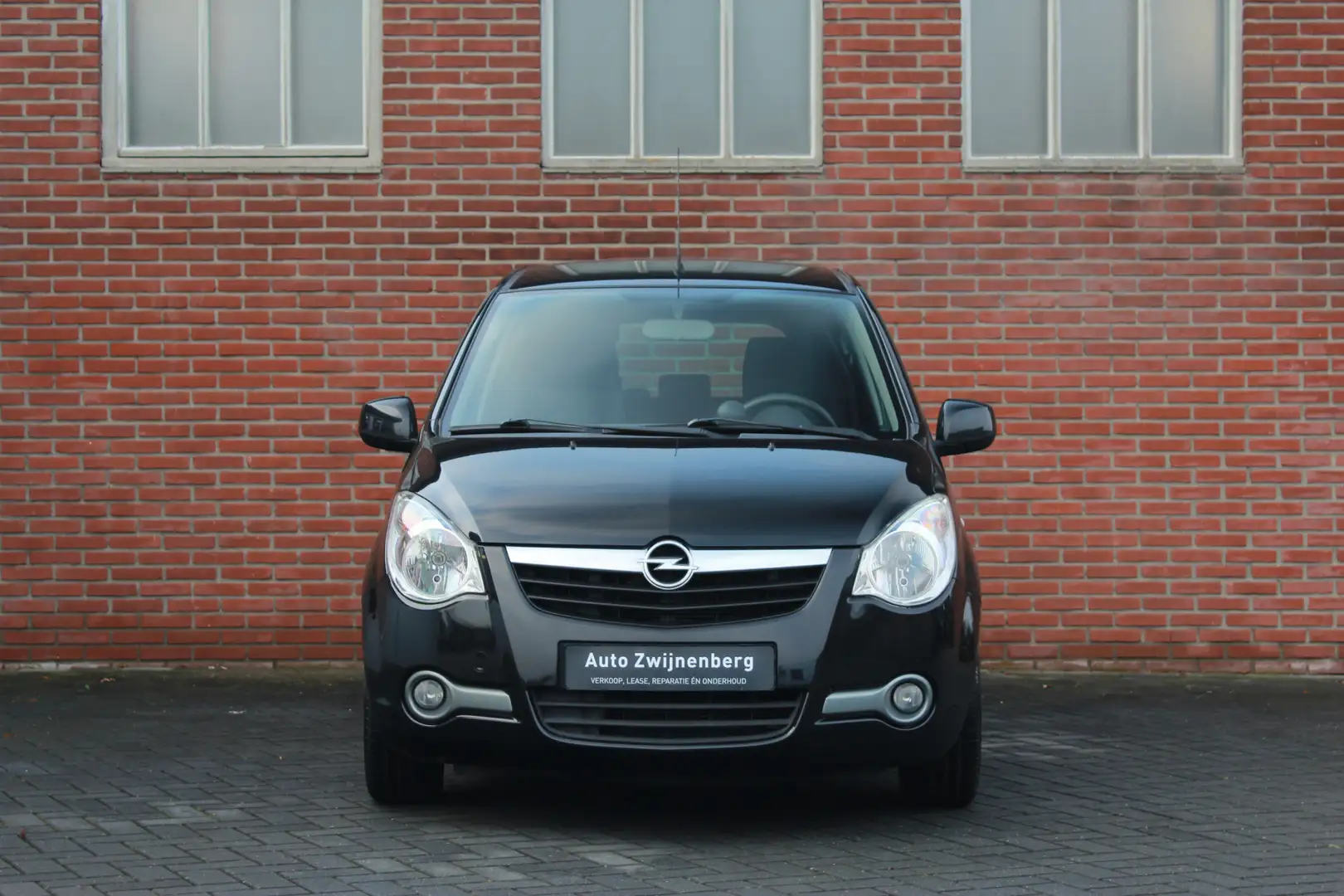 Opel Agila 1.2 Edition | Airco | LMV | Stoelverwarming | Noir - 2