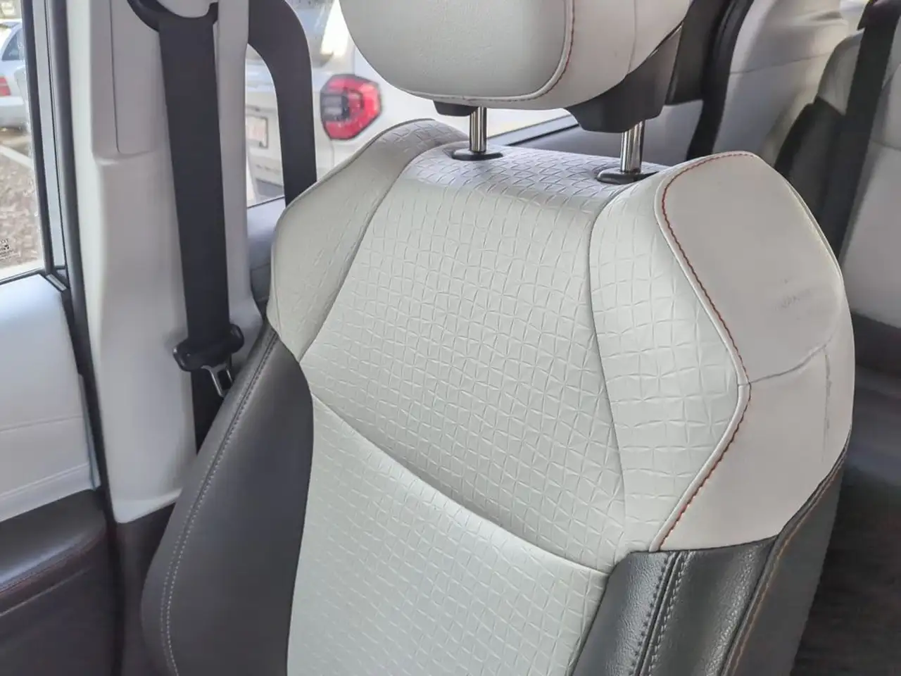 Toyota Sienna снимка Toyota Sienna