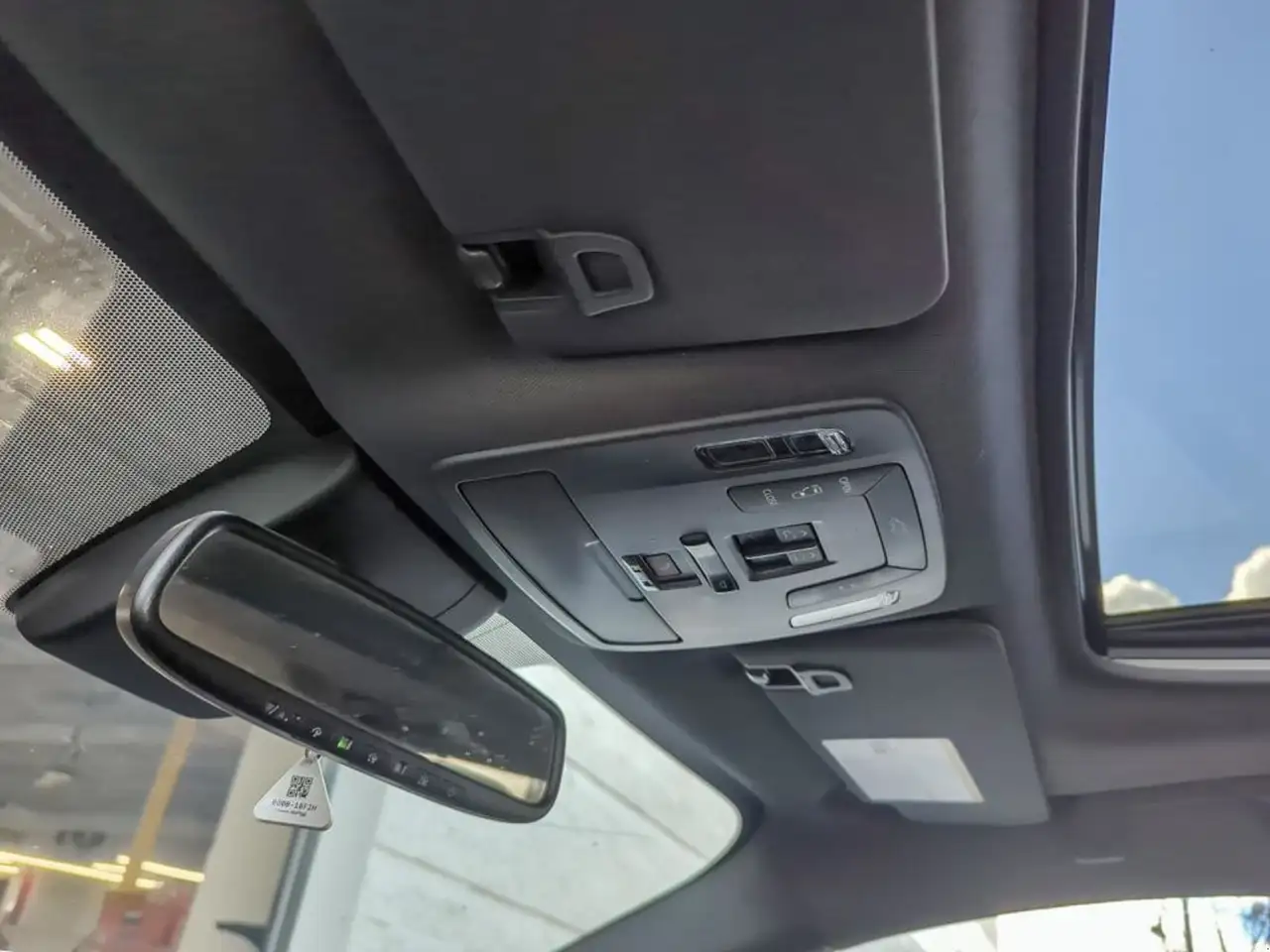 Toyota Sienna снимка Toyota Sienna