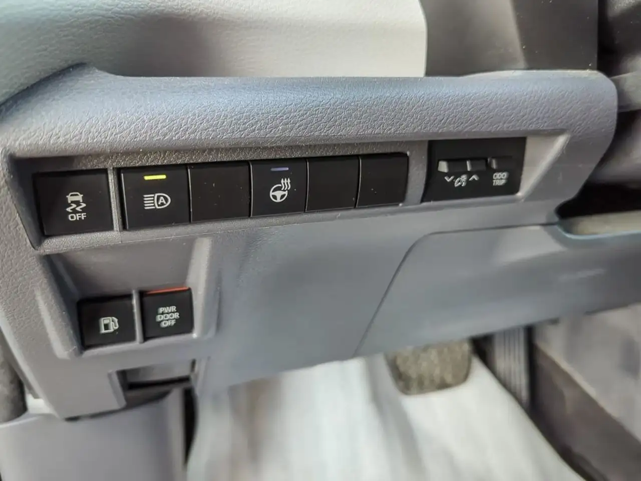 Toyota Sienna снимка Toyota Sienna