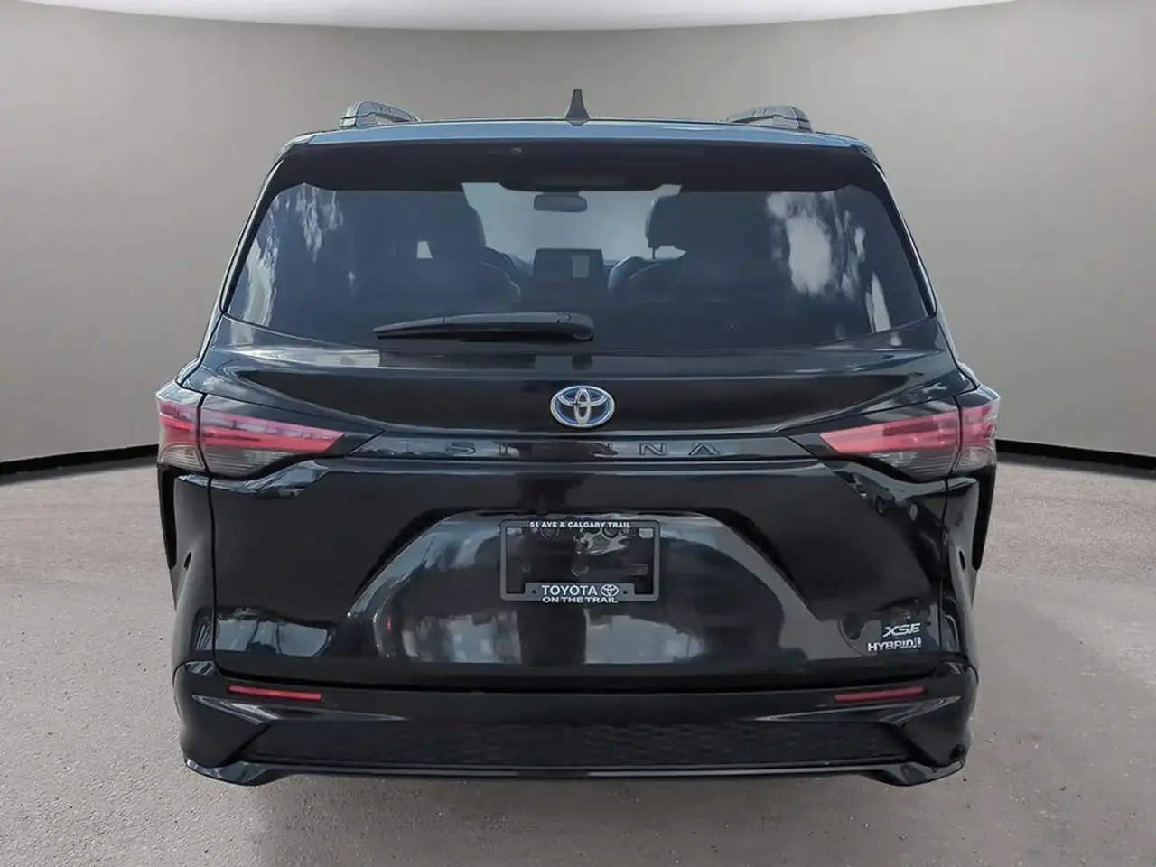 Toyota Sienna снимка Toyota Sienna