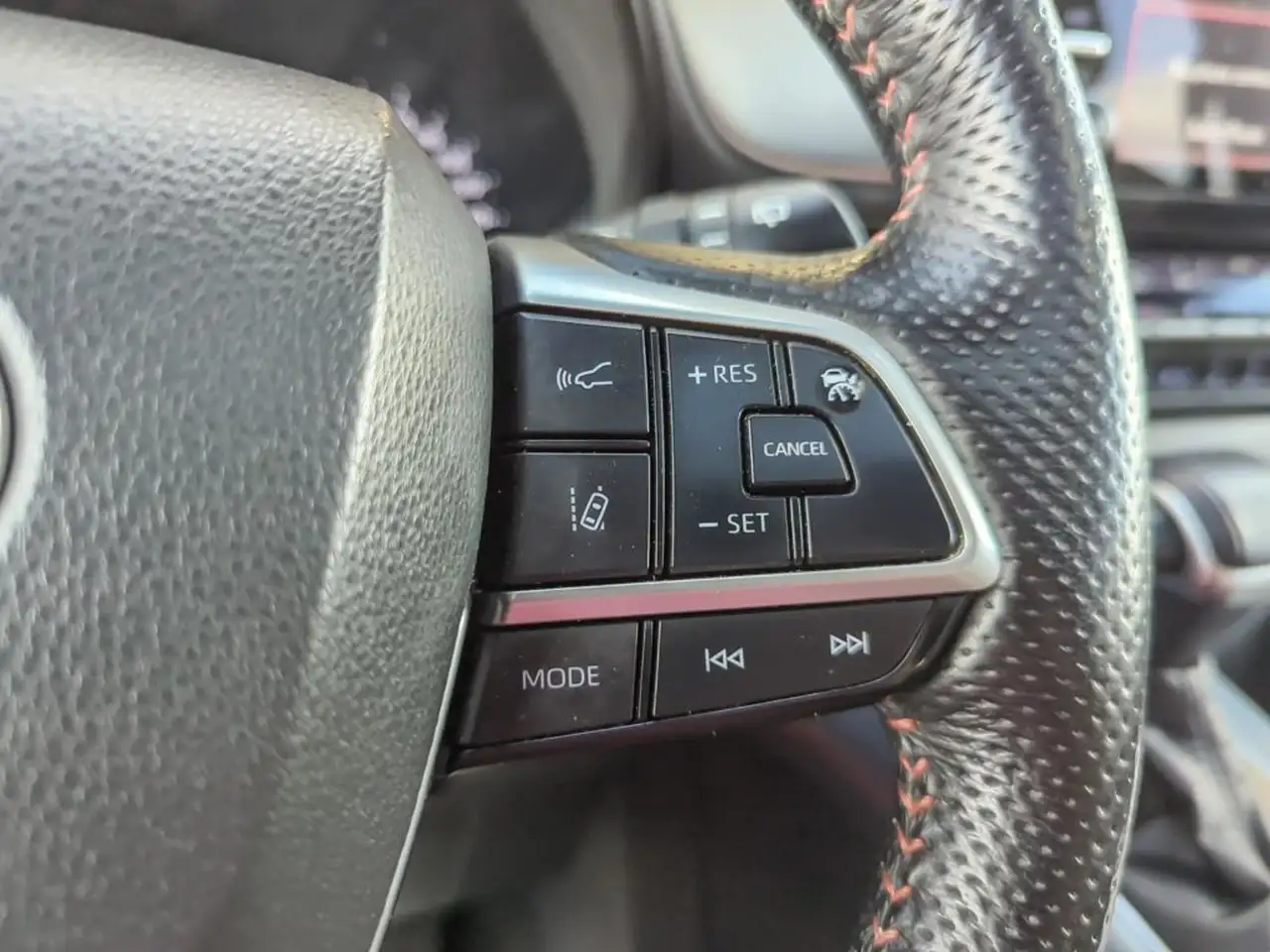 Toyota Sienna снимка Toyota Sienna