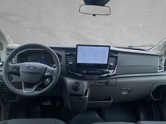 Ford Transit view 4