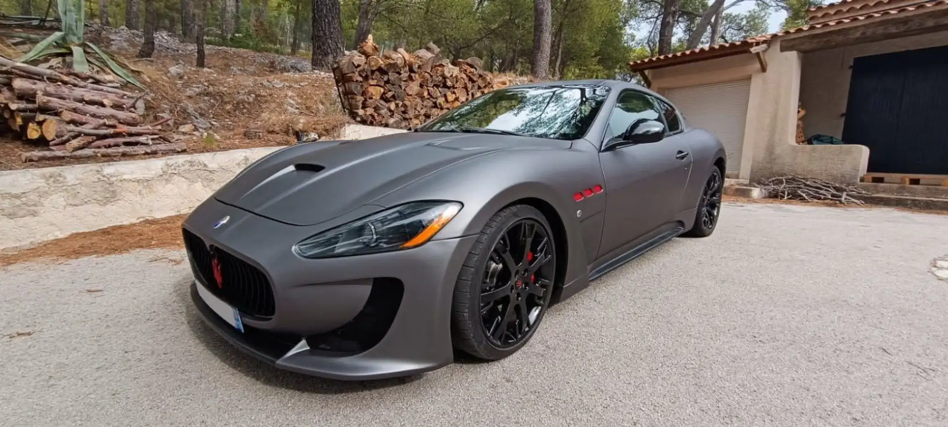 Maserati GranTurismo TYPE MC STRADALE 4.7S V8 439 CH BOITE F1 Gris - 2