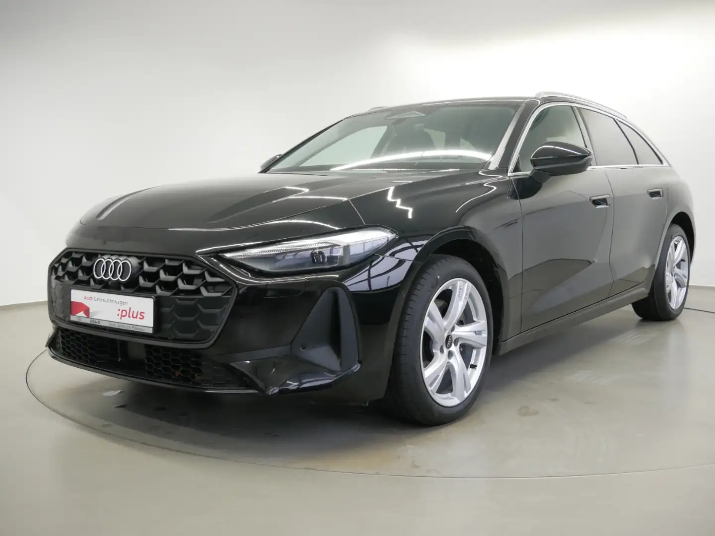 Audi A5 Avant TFSI S tro. AHK virt. Cock.+ NAVI DAB PDC+ Schwarz - 2