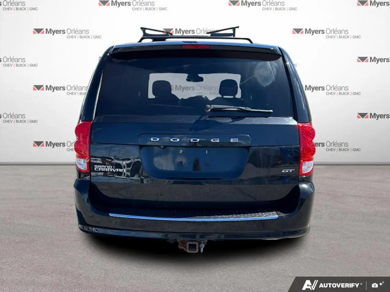 Dodge Grand Caravan снимка Dodge Grand Caravan