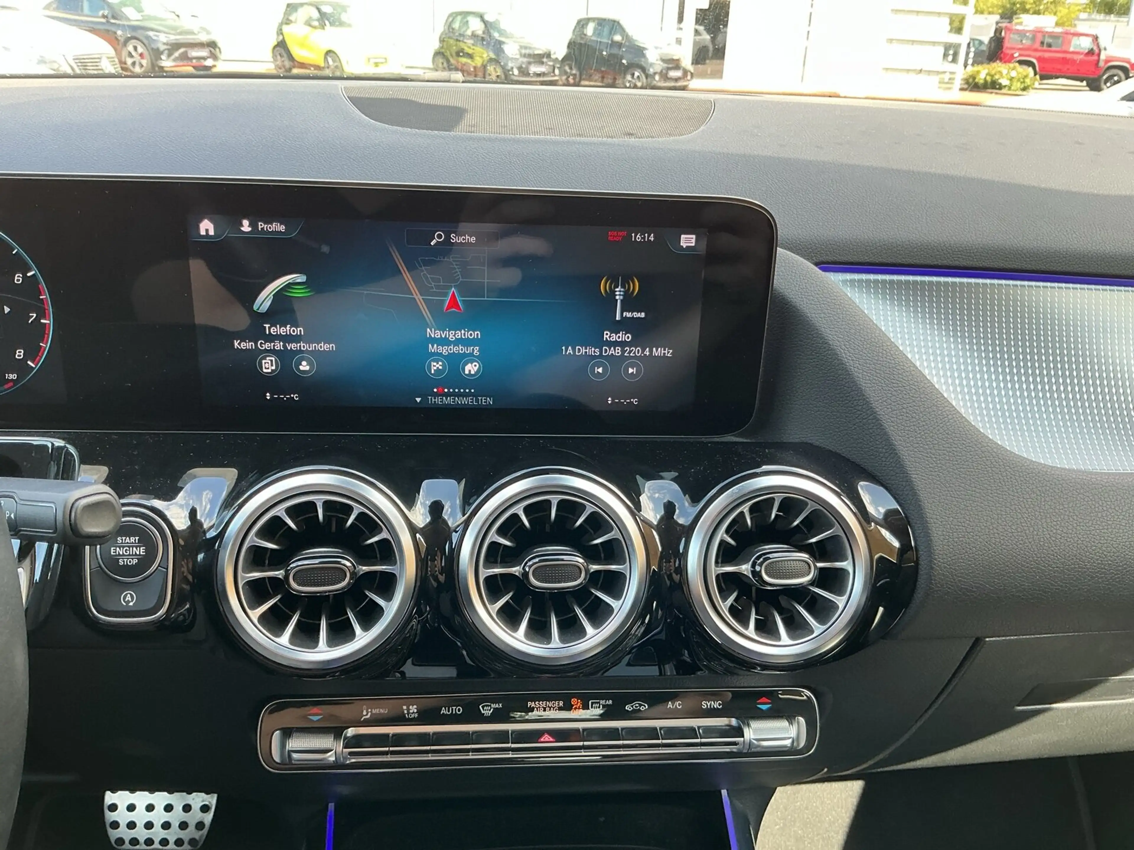 Mercedes-Benz GLA 250 GLA 250 4M Progr Distro 360Kam Nightpak AHK LED — photo 15