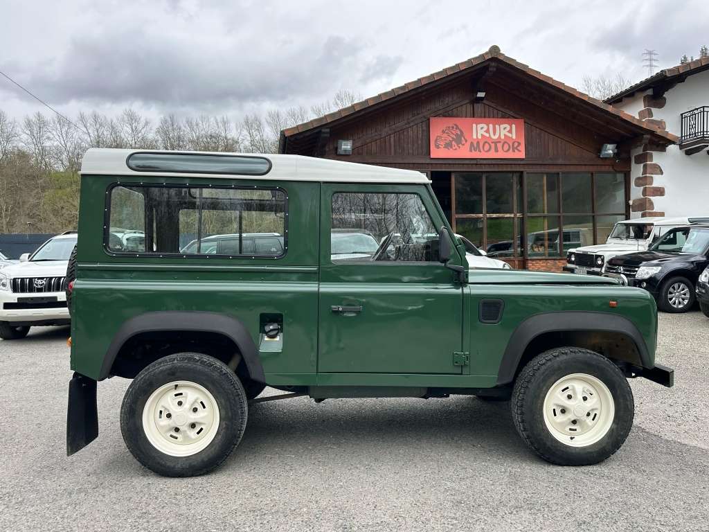 Land Rover Defender 90 TDI Pick Up - foto 1