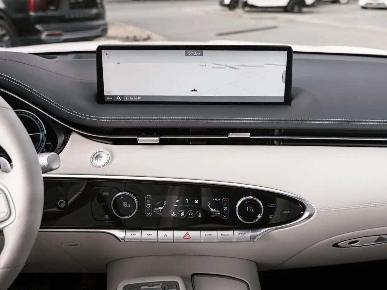 Genesis GV70 photo Genesis GV70