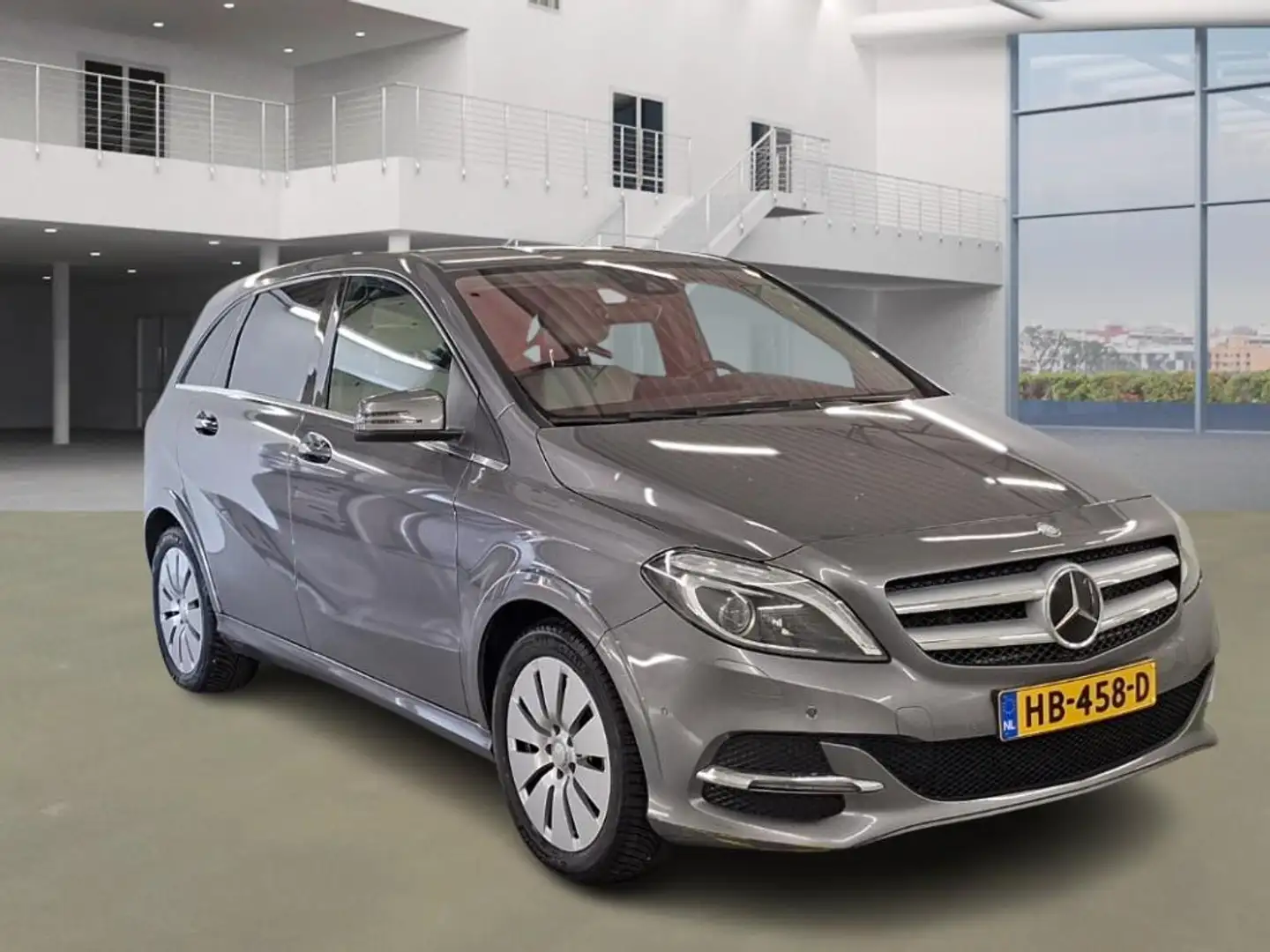 Mercedes-Benz B Electric Drive B 250 E , Topausstattung unbedingt anschauen , NP 52.000 Grau - 1