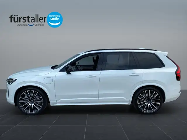 Volvo XC90 Black Edition Ultra, T8 AWD Plug-in Hybrid, Elektrisch/Benzi Ansicht 8