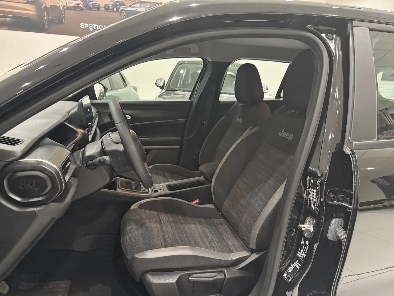 Jeep Avenger 1.2 Turbo Longitude, миниатюра 9