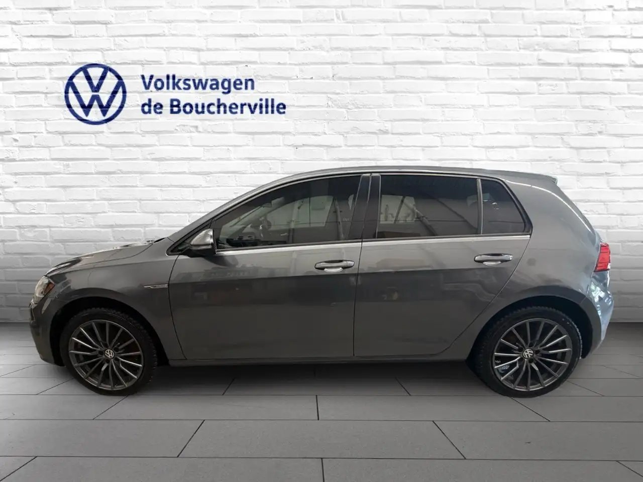 Volkswagen Golf снимка Volkswagen Golf