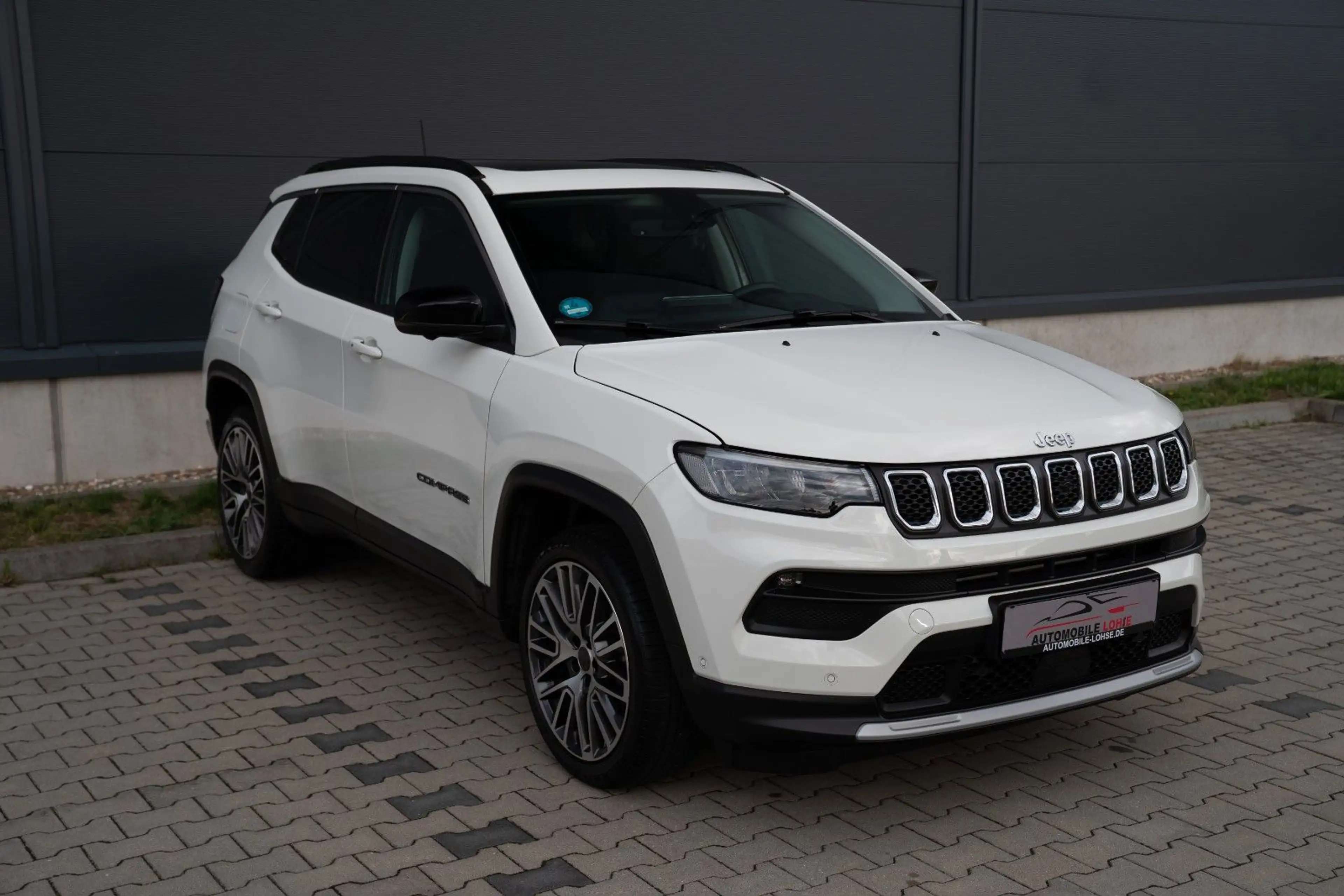 Jeep Compass Limited Plug-In-Hybrid 4WD*LED*PANO*CAM* — photo 3
