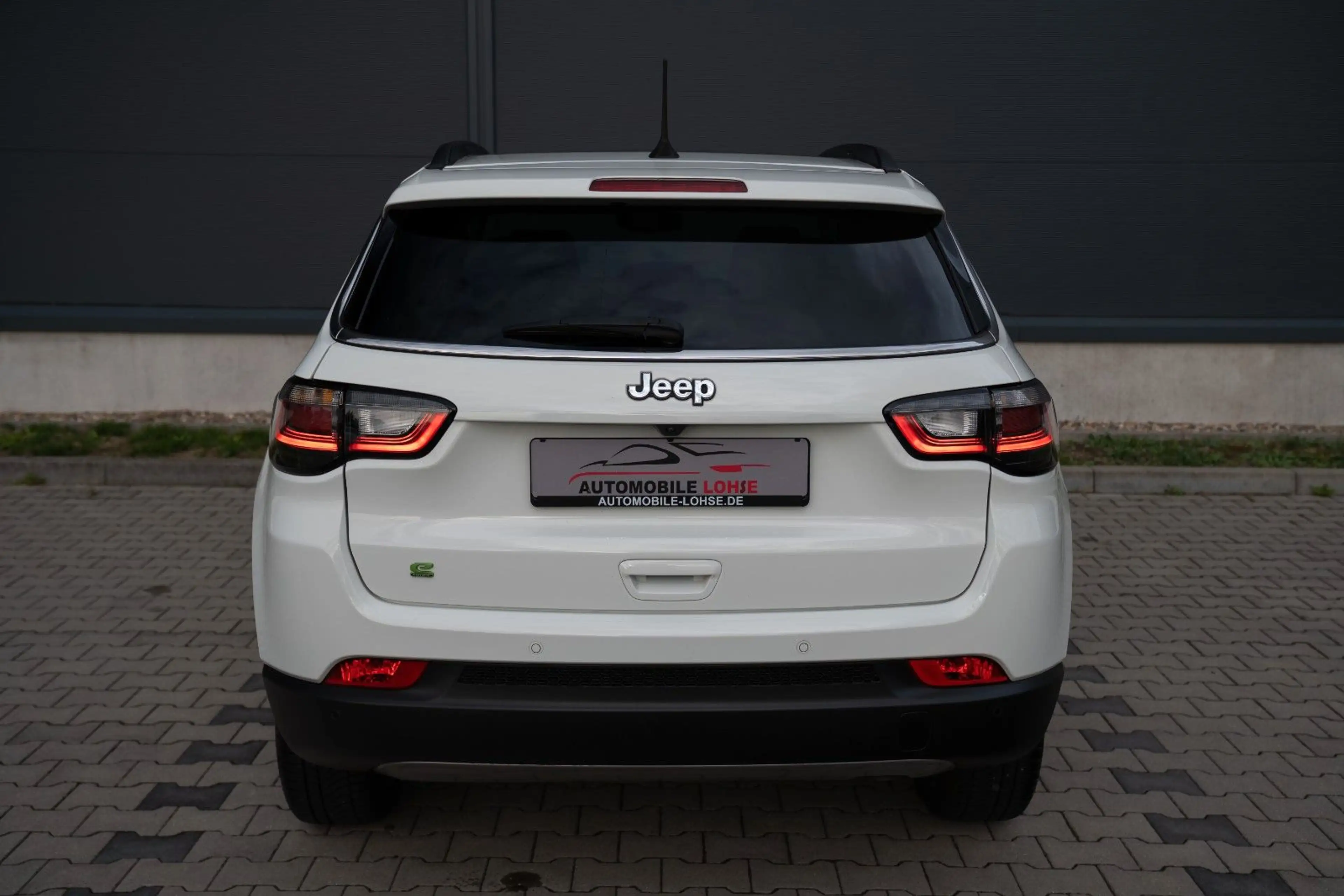 Jeep Compass Limited Plug-In-Hybrid 4WD*LED*PANO*CAM* — photo 9