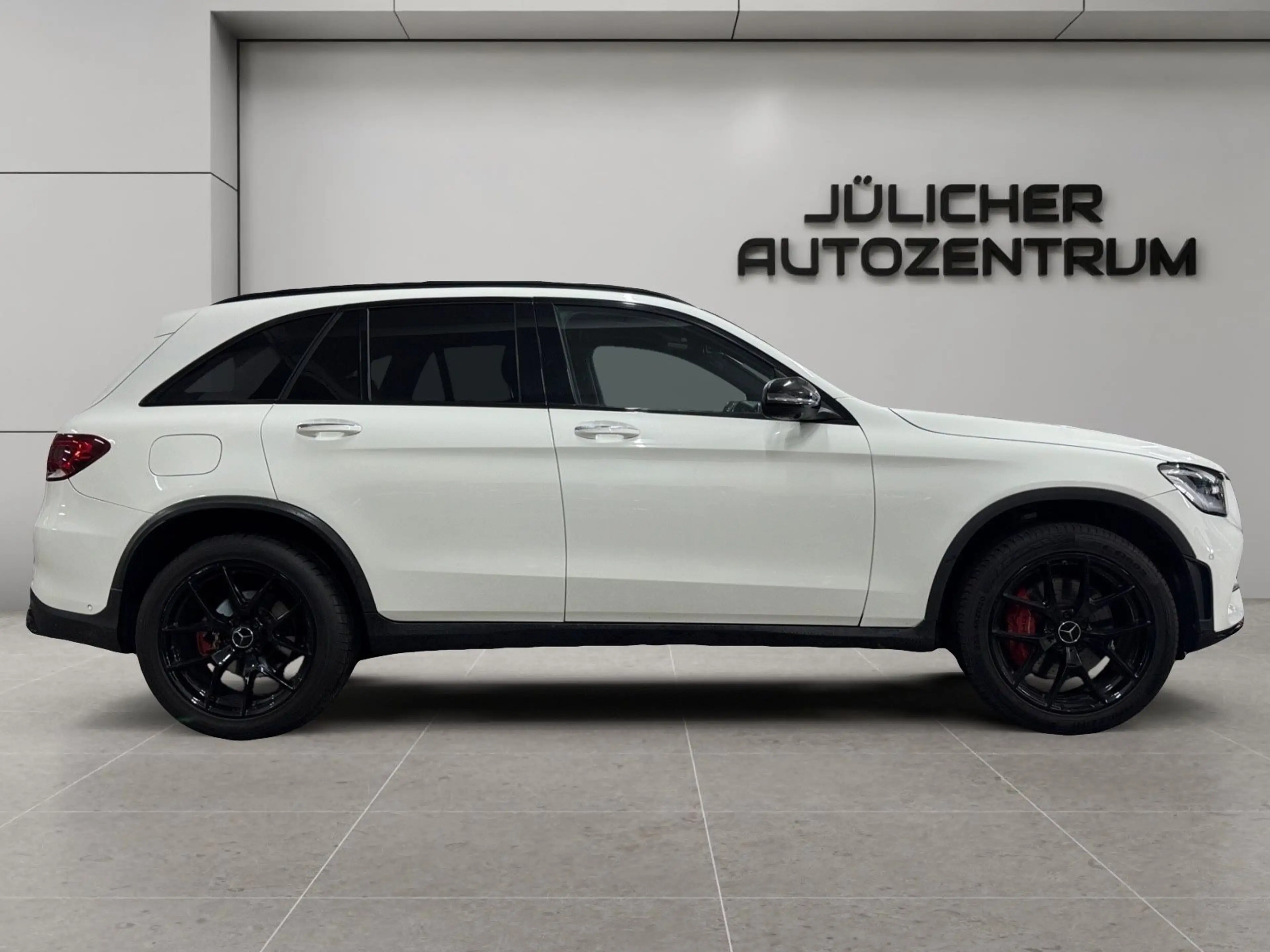 Mercedes-Benz GLC 43 AMG 4Matic Aut., Frische Inspektion — photo 2