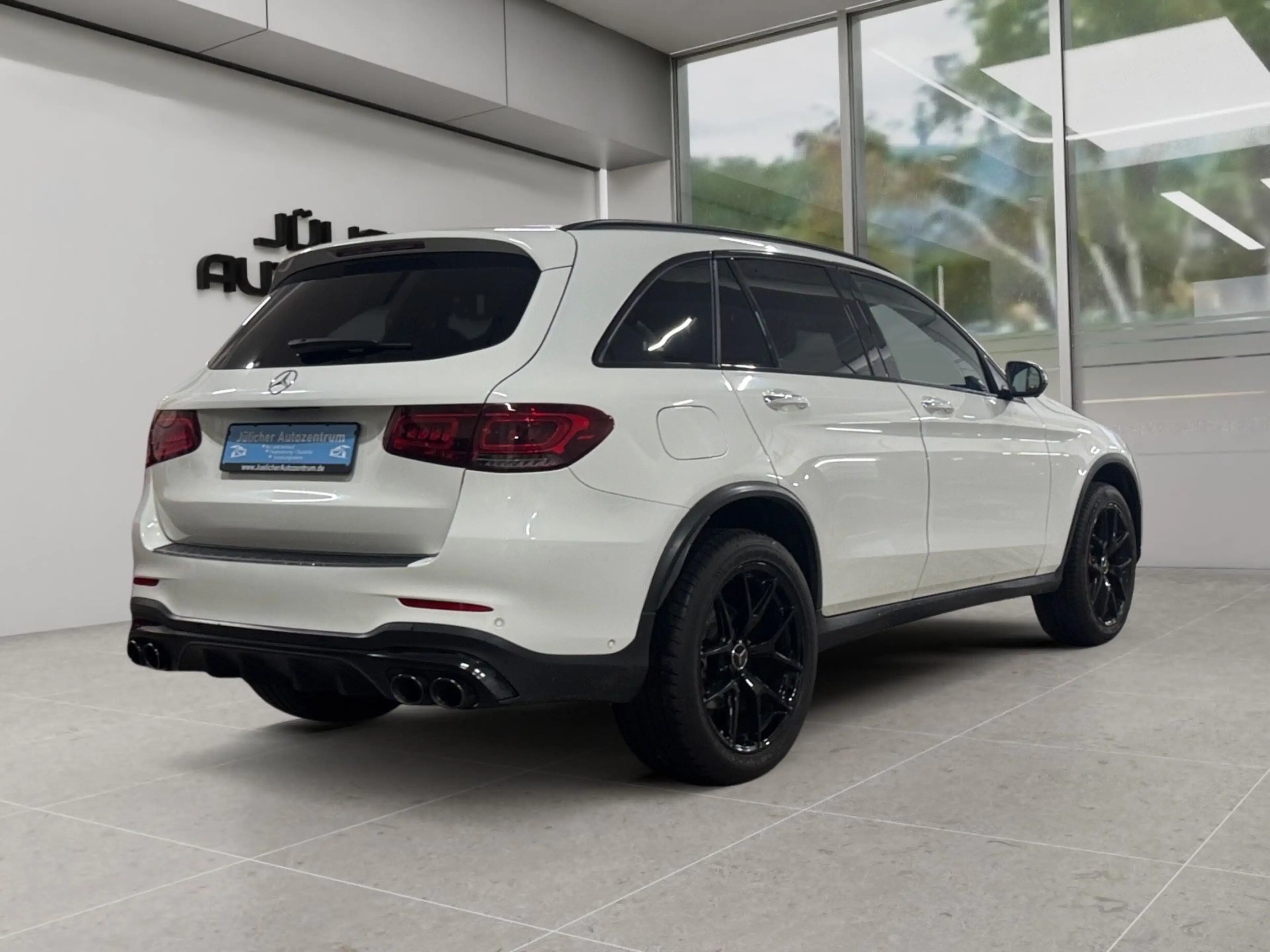 Mercedes-Benz GLC 43 AMG 4Matic Aut., Frische Inspektion — photo 3