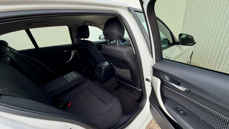 BMW 116 116 d Advantage-LED - 8fach bereift — photo 13
