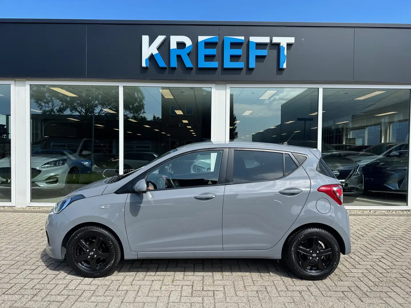 Hyundai i10 1.0i i-Motion Comfort AUTOMAAT | Airco Gris - 2