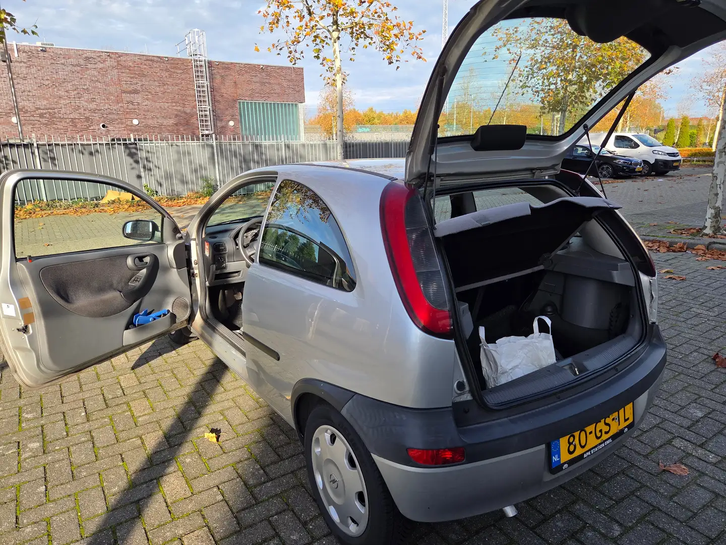Opel Corsa Corsa 1.2-16V Comfort Grijs - 1