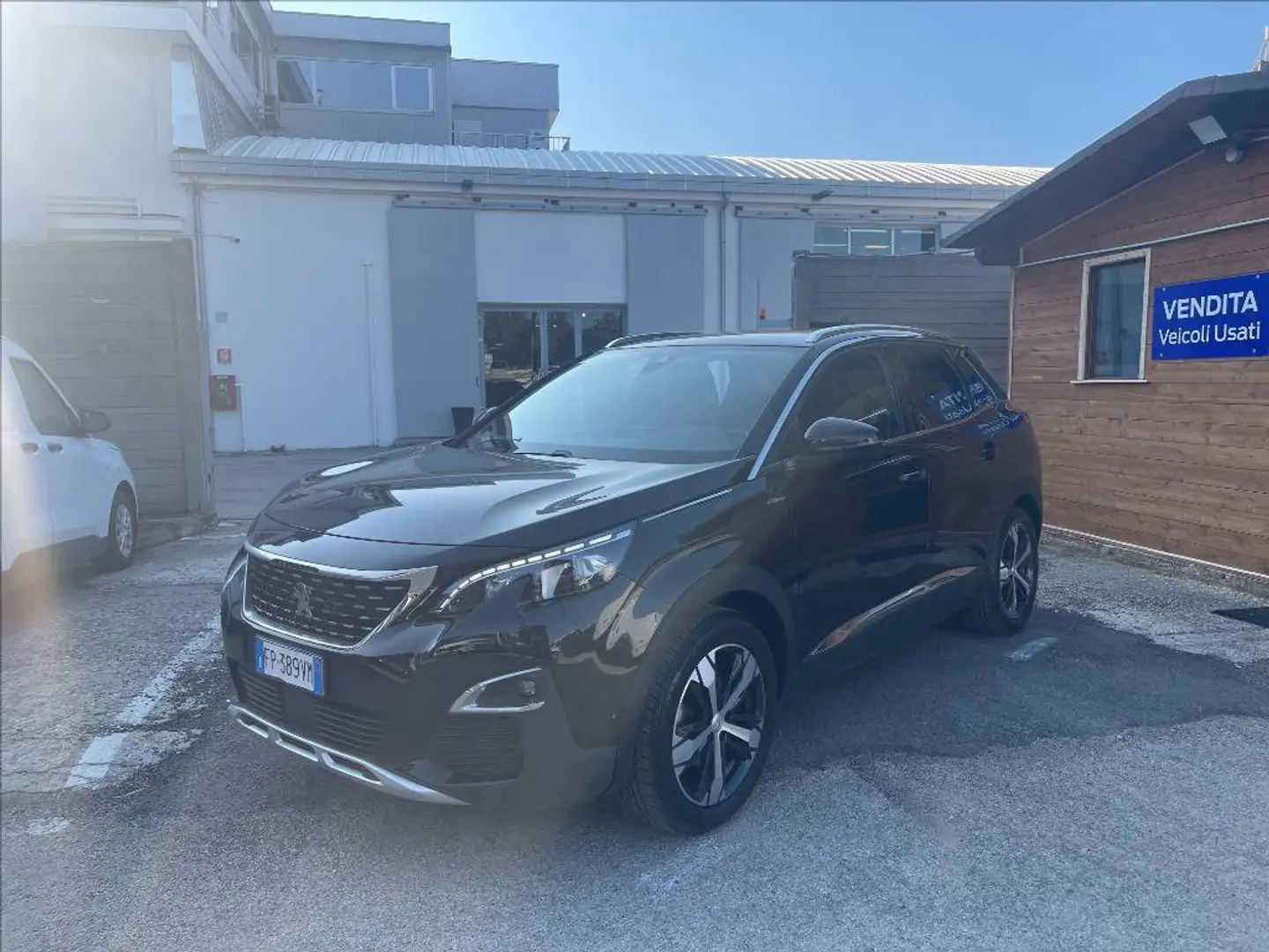 Peugeot 3008 1.5 bluehdi GT Line s&s 130cv eat8 Fekete - 1