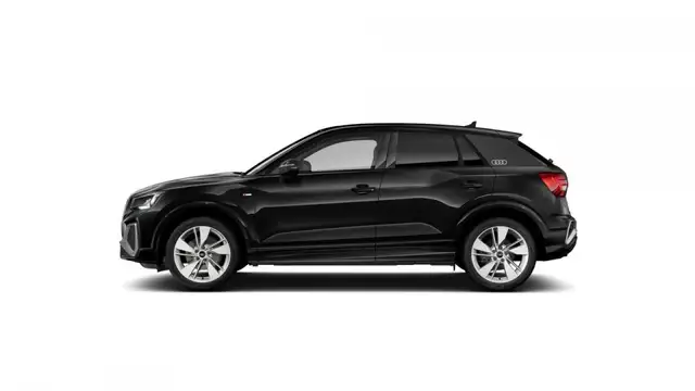 Audi Q2 view 6