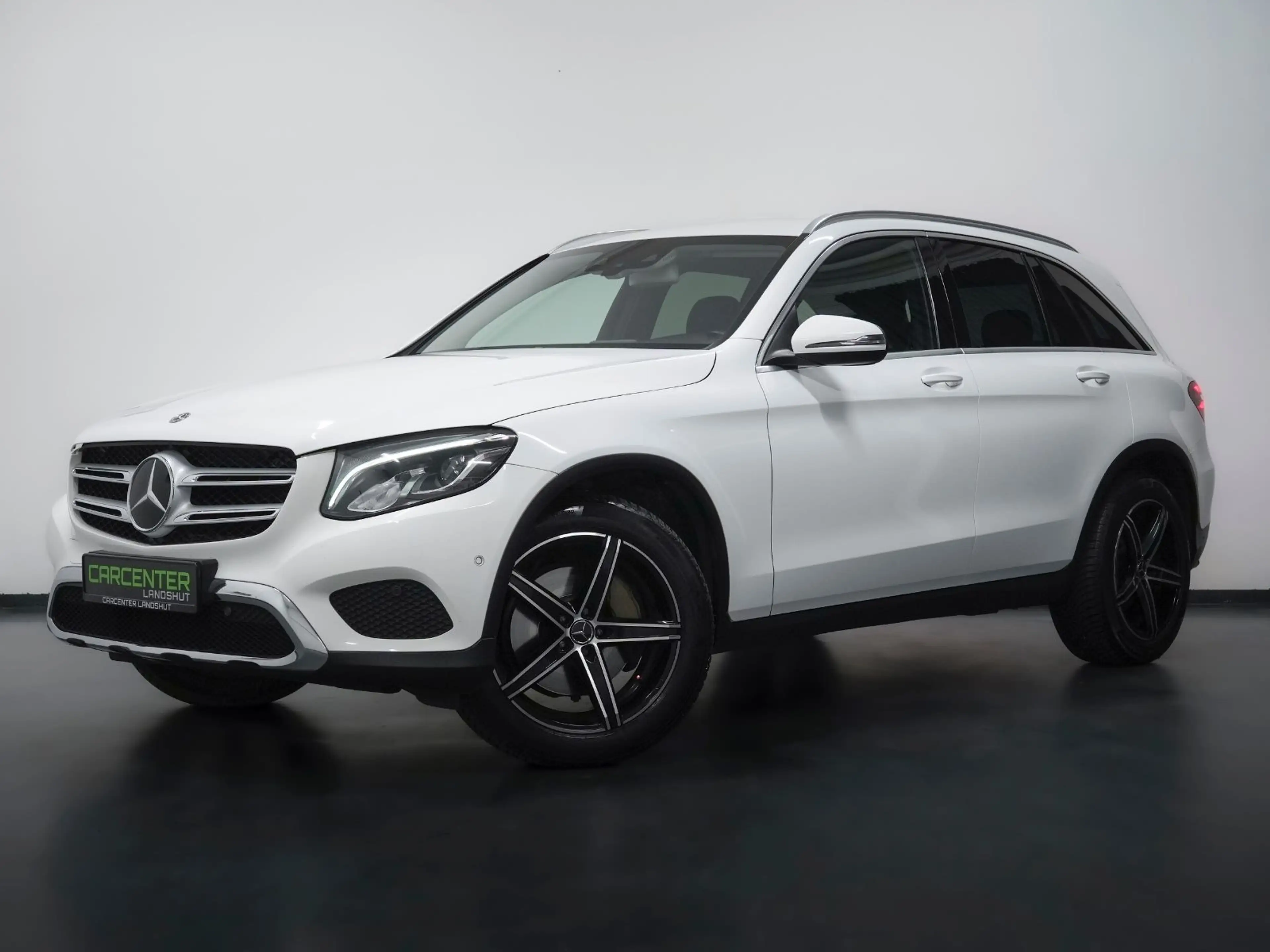 Mercedes-Benz GLC 250 d 4MATIC DISTRONIC/KEYLESS/AHK/NAVI/R-KAM