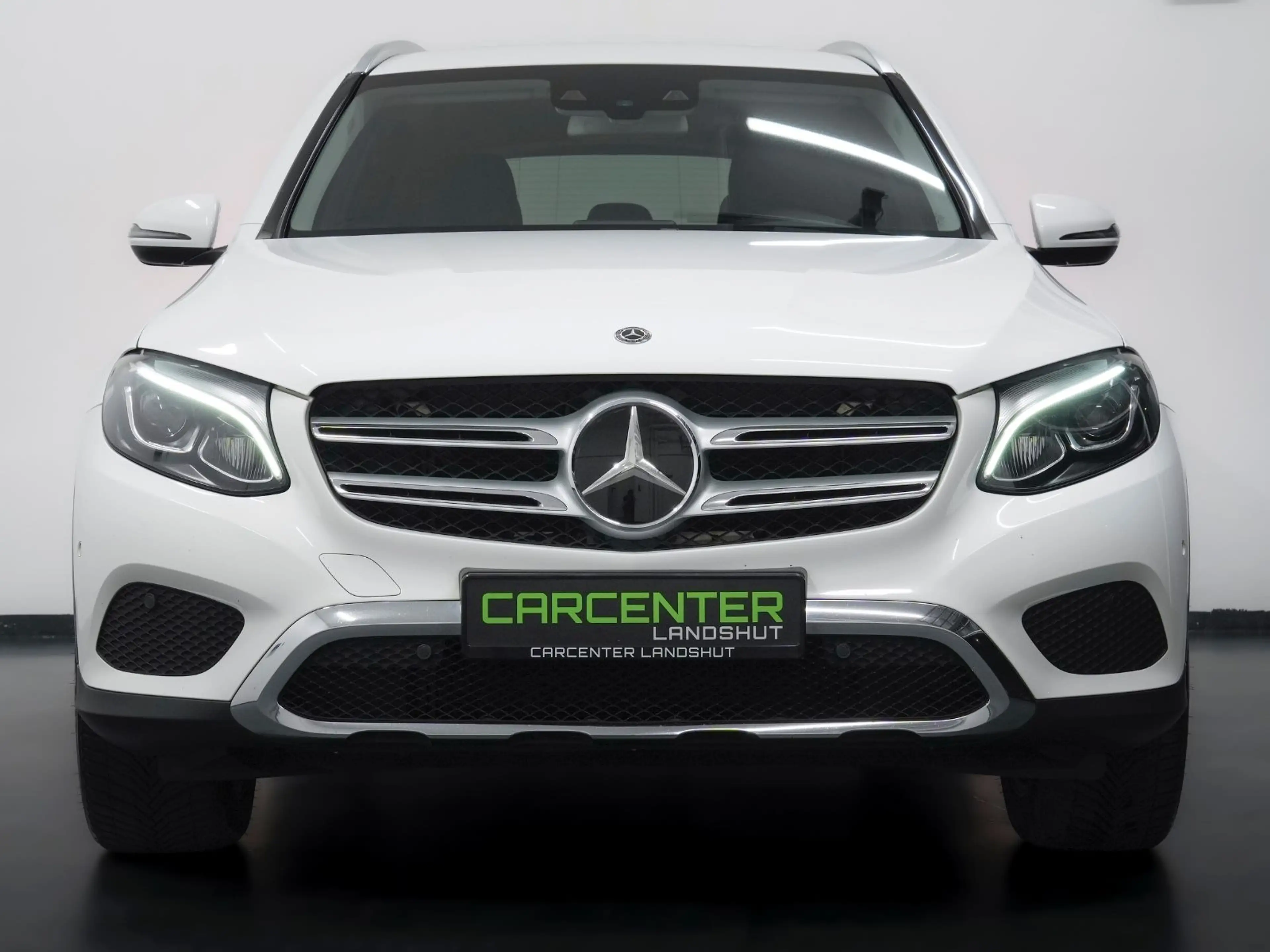 Mercedes-Benz GLC 250 d 4MATIC DISTRONIC/KEYLESS/AHK/NAVI/R-KAM — photo 5