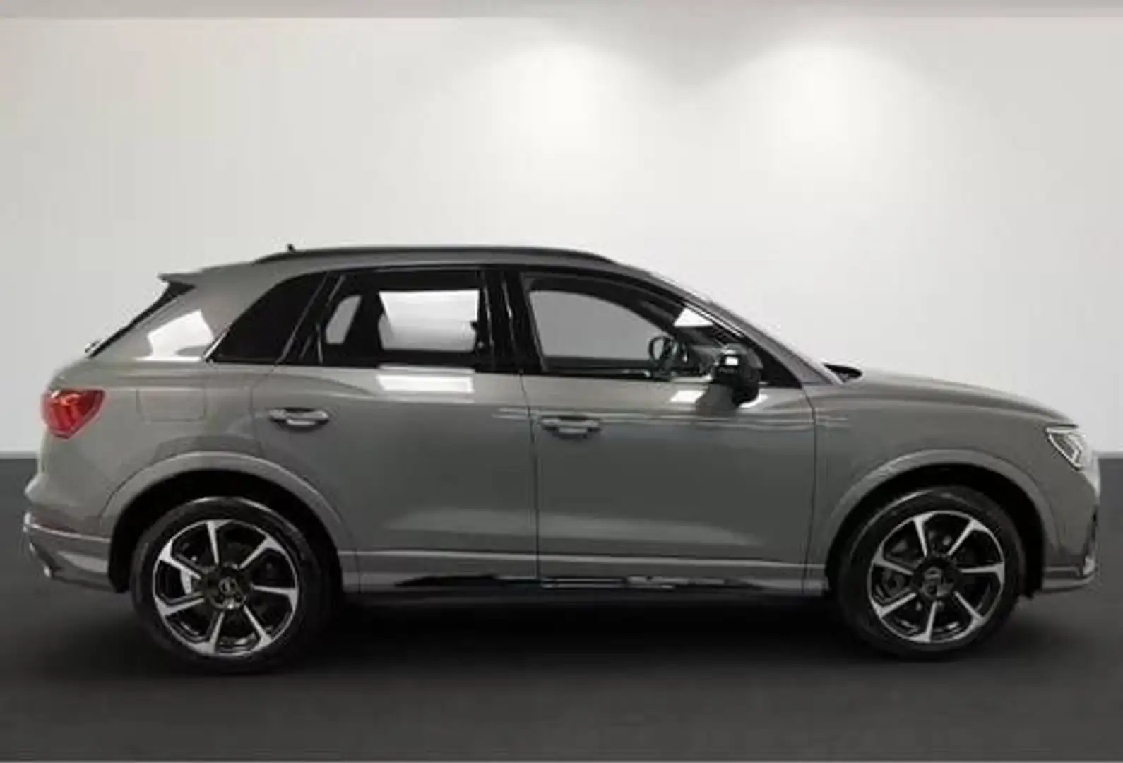 Audi Q3 45 TFSIe S line PANO MATRIX SONOS 360 Gris - 2