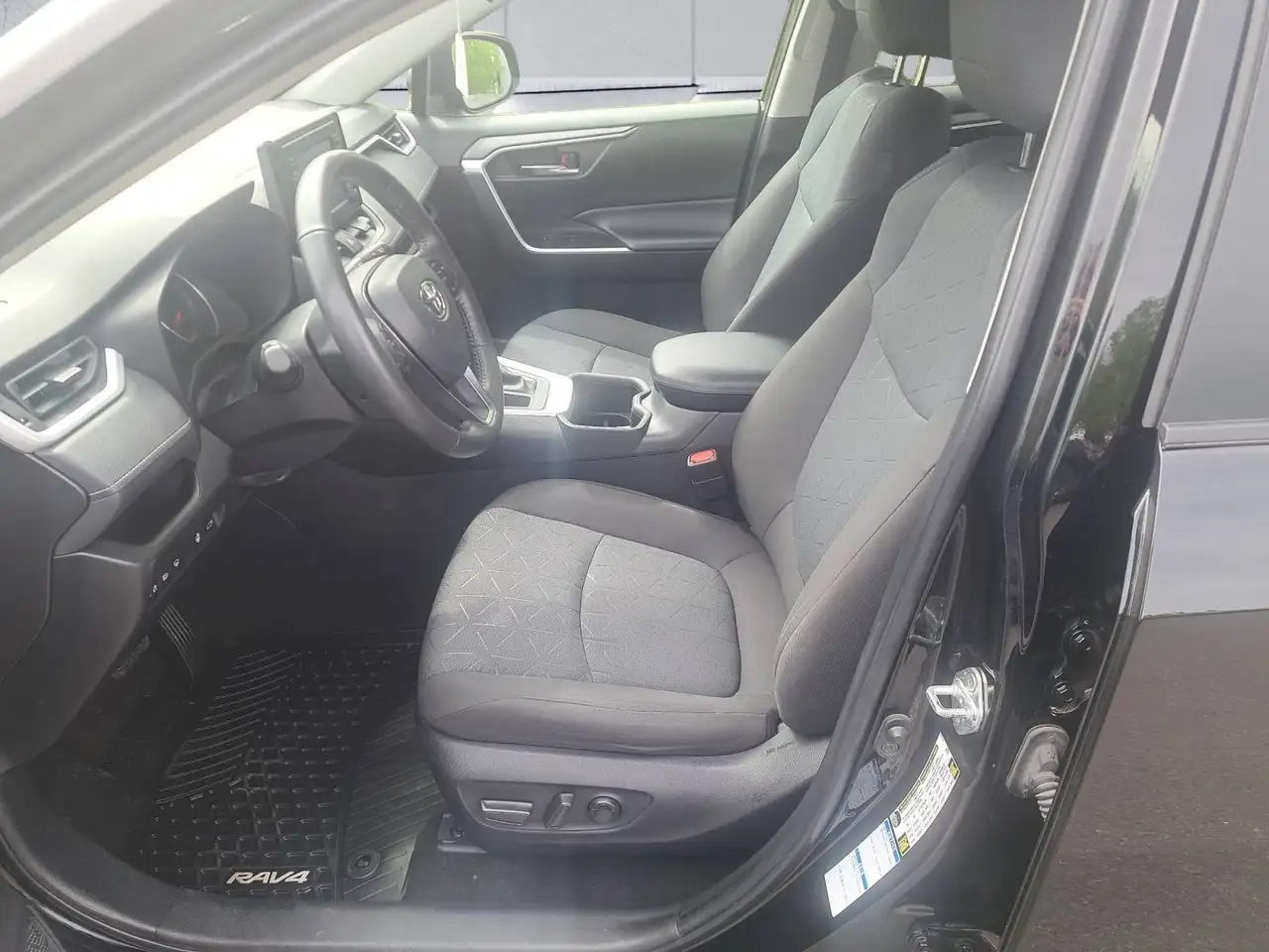 Toyota RAV 4 photo Toyota RAV 4