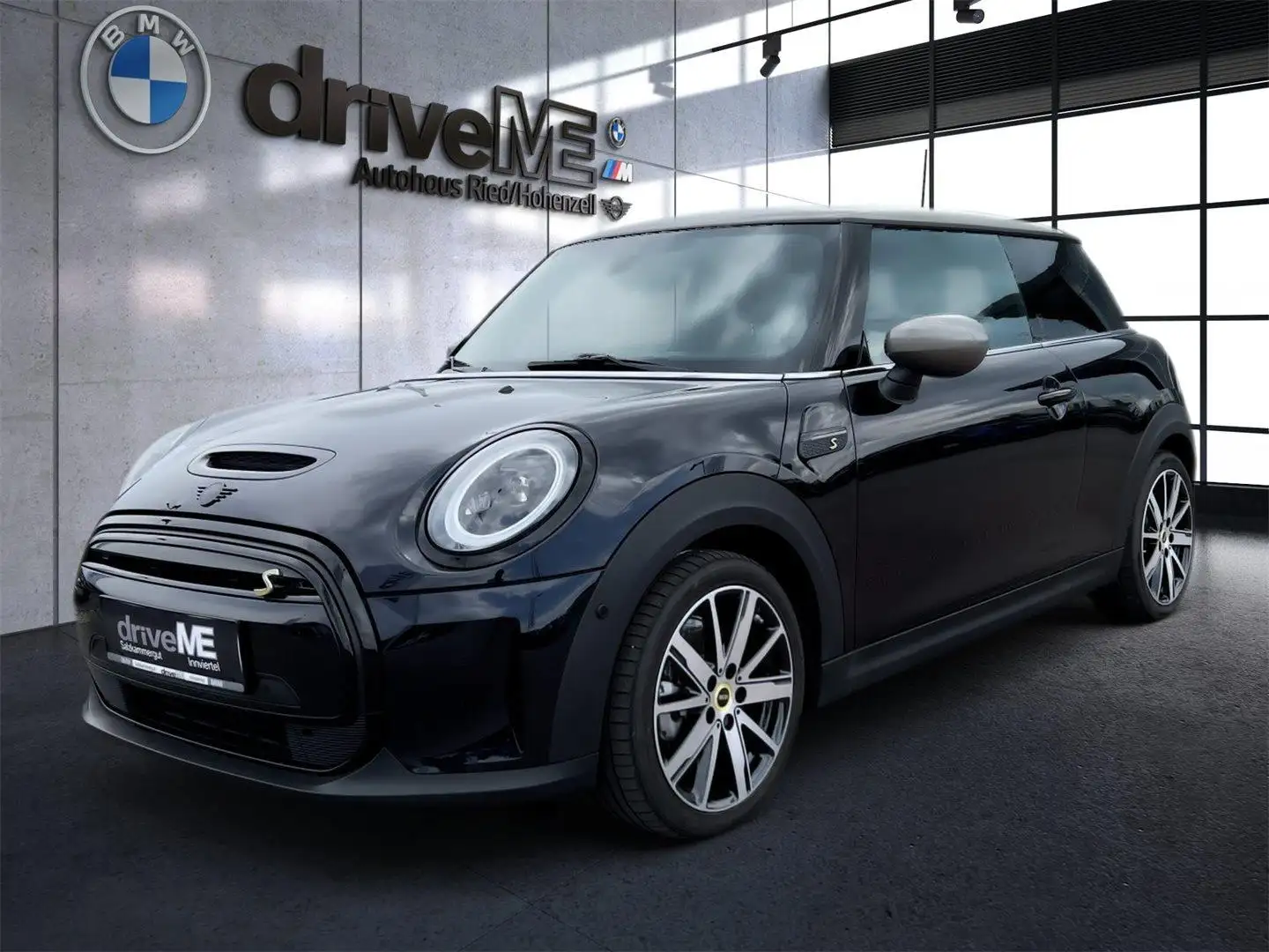 MINI Cooper SE Zwart - 2