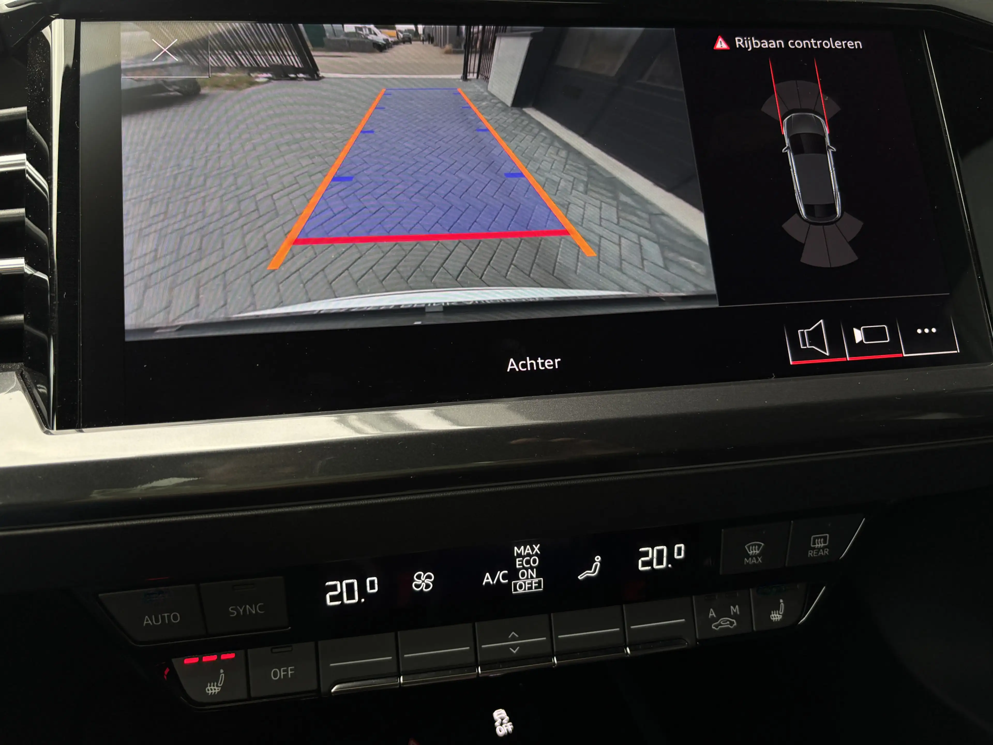 Audi Q4 e-tron Sportback 40 S-line Competition 77 kWh Pano — photo 13