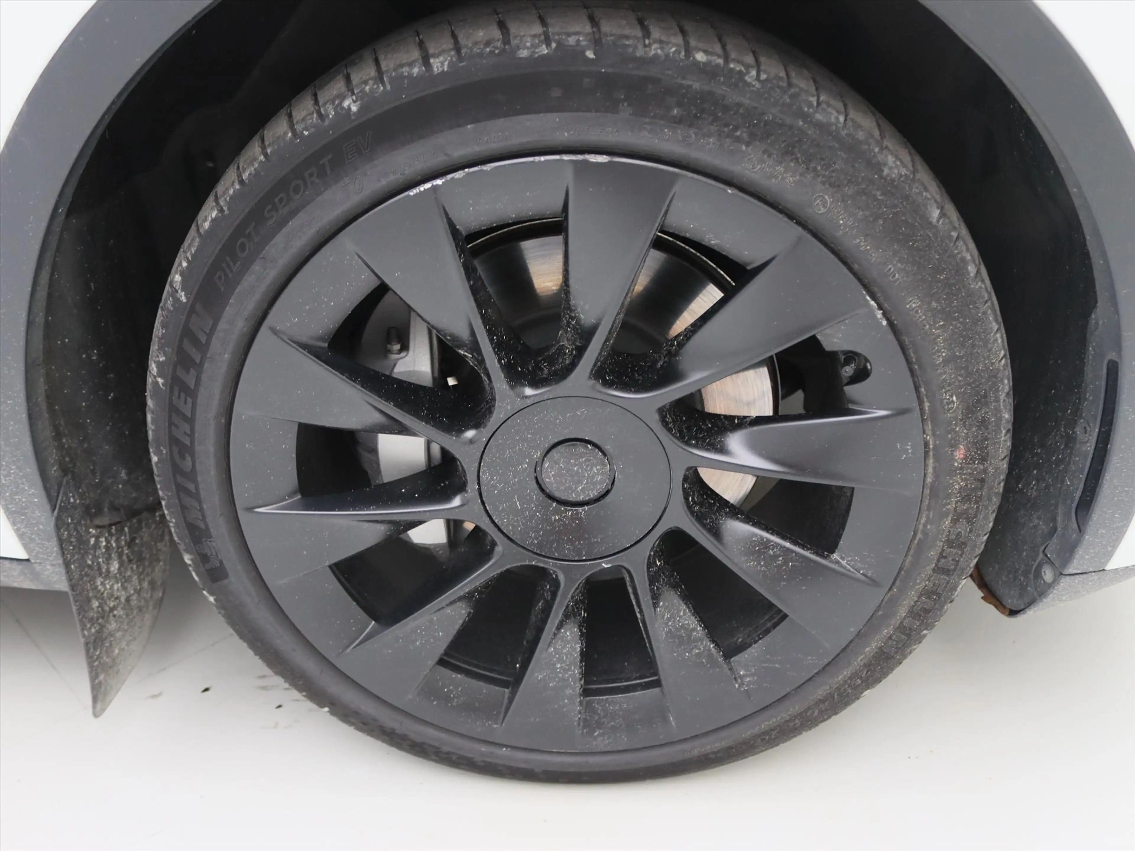 Tesla Model Y Long Range AWD 75kWh 351pk 93.7% SoH [ TREKHAAK+AM — photo 10