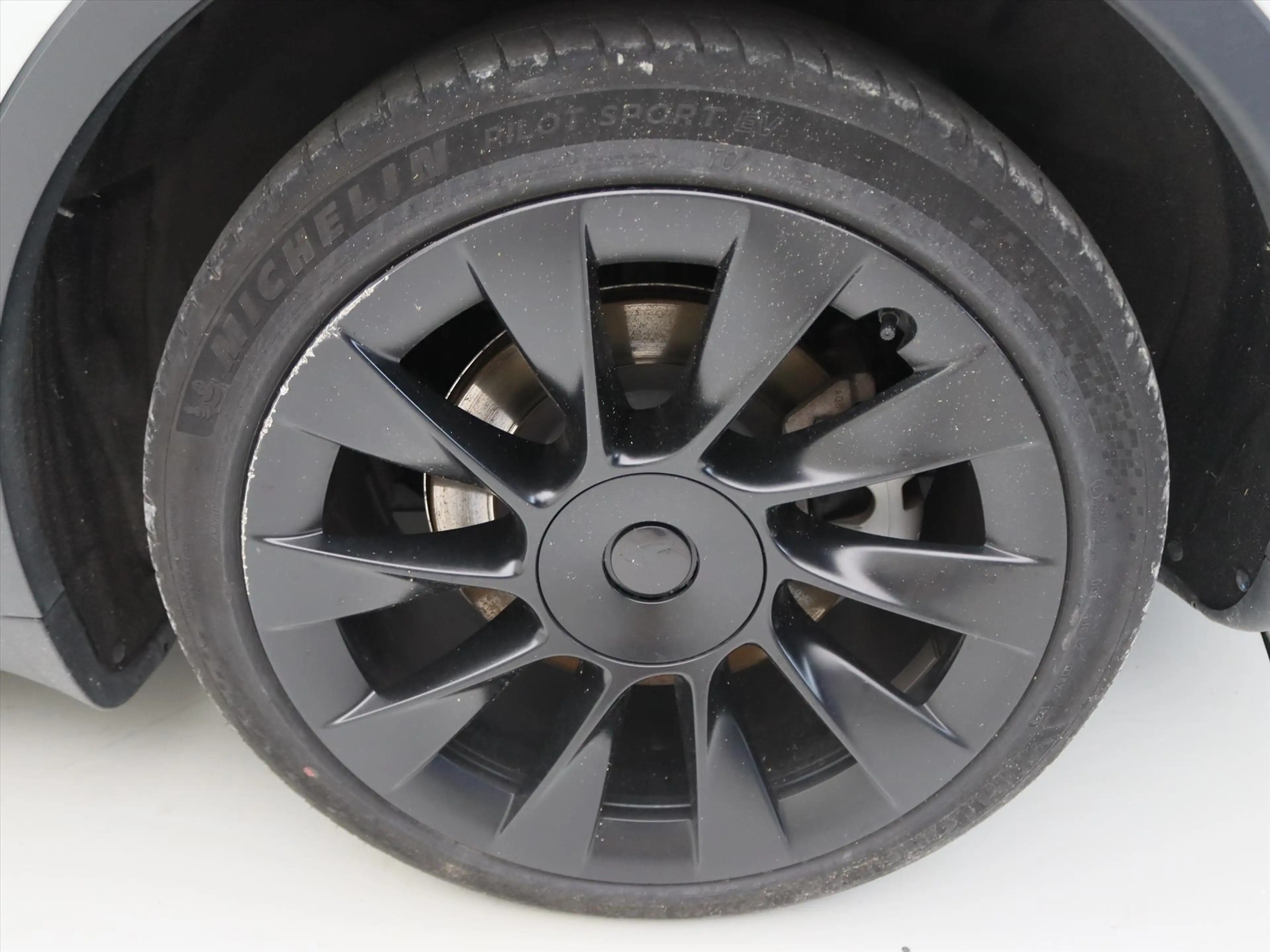Tesla Model Y Long Range AWD 75kWh 351pk 93.7% SoH [ TREKHAAK+AM — photo 12