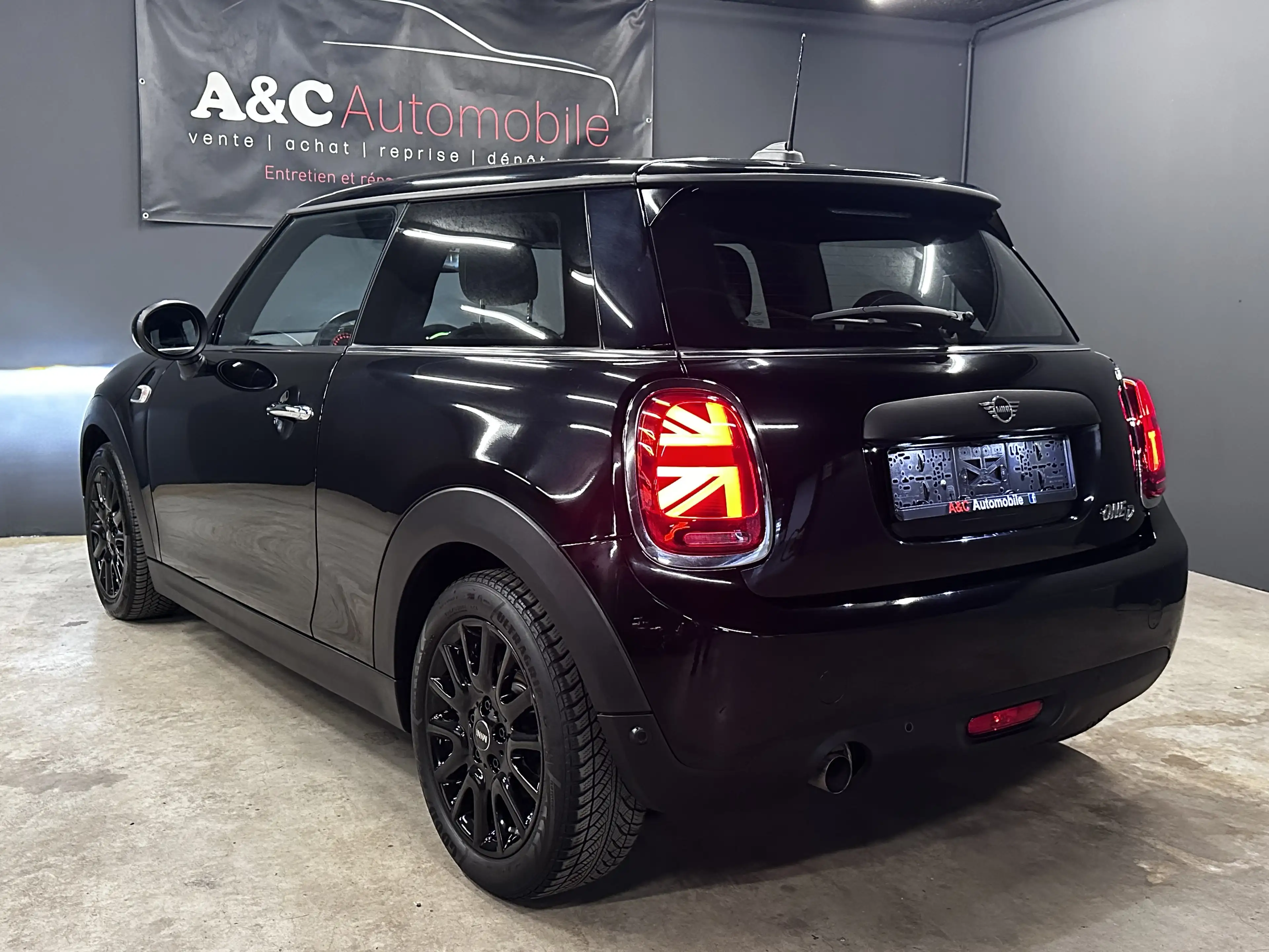 MINI One D Mini 1.5 D One (EU6c) — photo 6