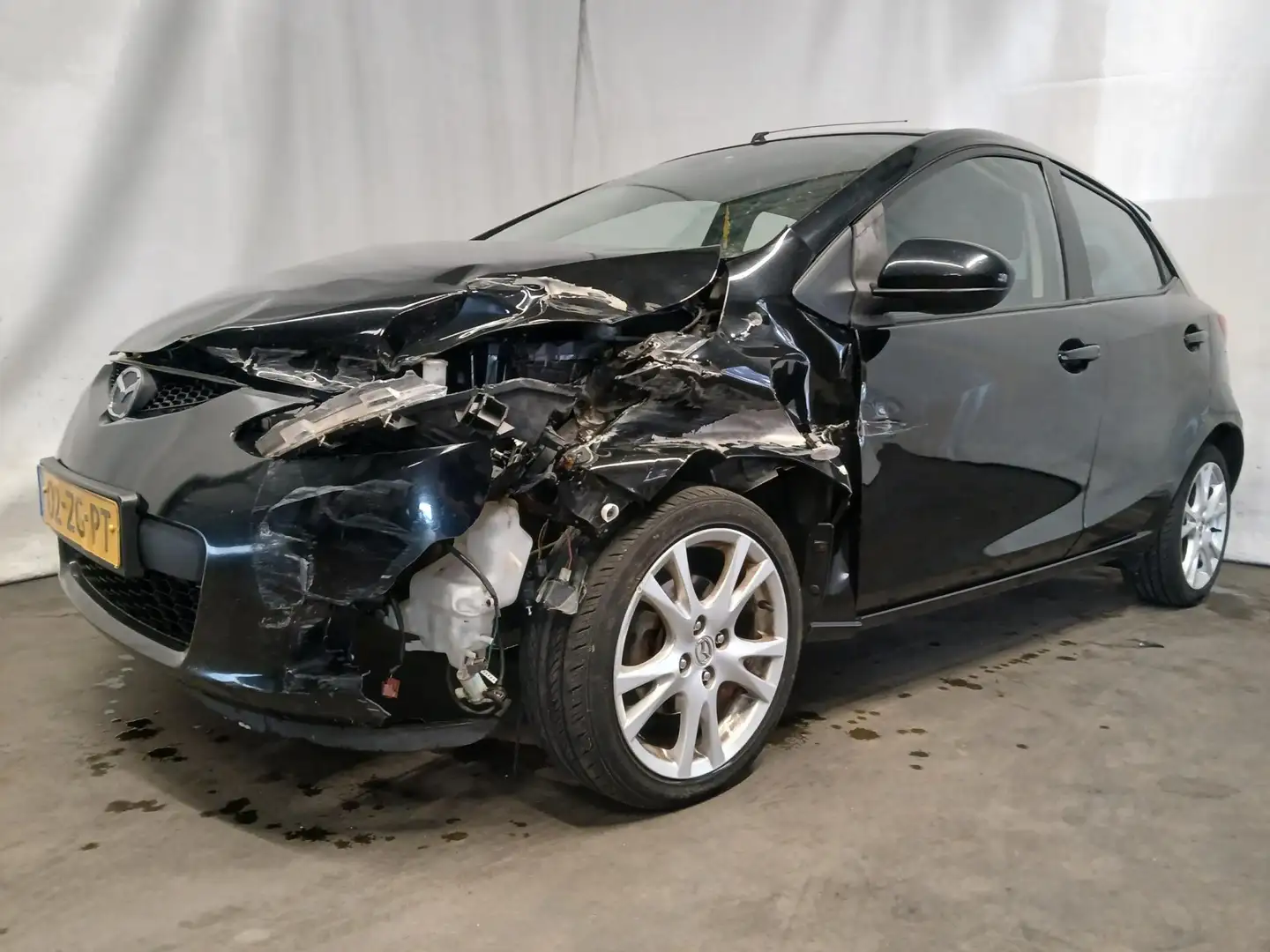 Mazda 2 1.3hp S-VT Executive - Airco - Schade Zwart - 2
