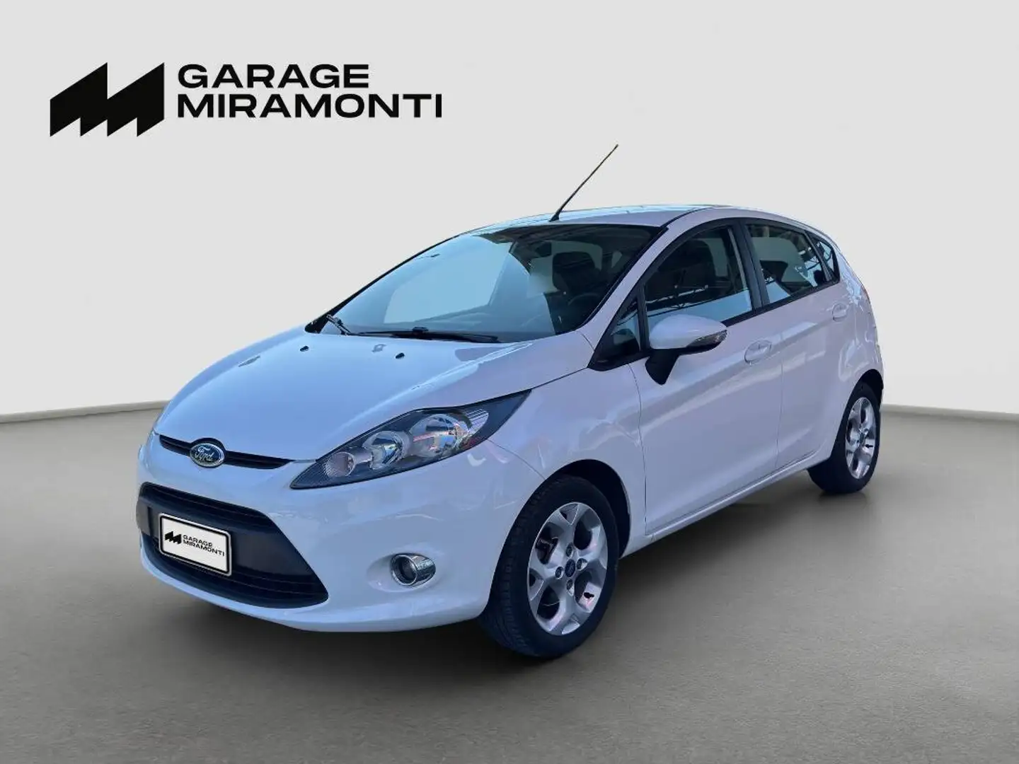 Ford Fiesta 1.2 16v + 5p - 1