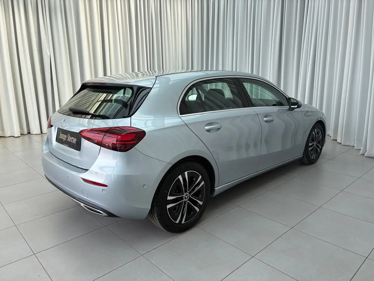 Mercedes-Benz A 180 Kompaktlimousine Progressive Winterp. 5