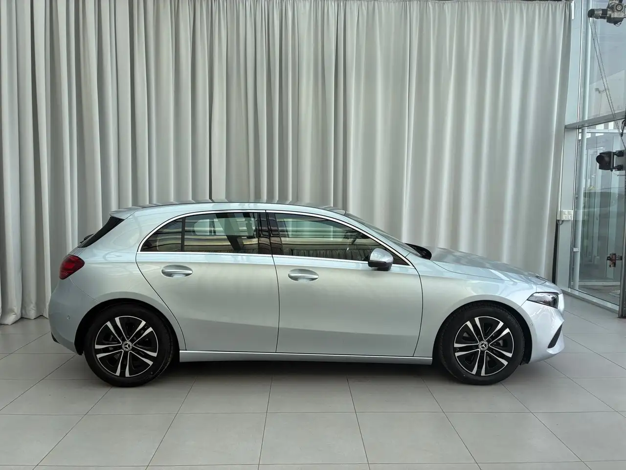 Mercedes-Benz A 180 Kompaktlimousine Progressive Winterp. 4