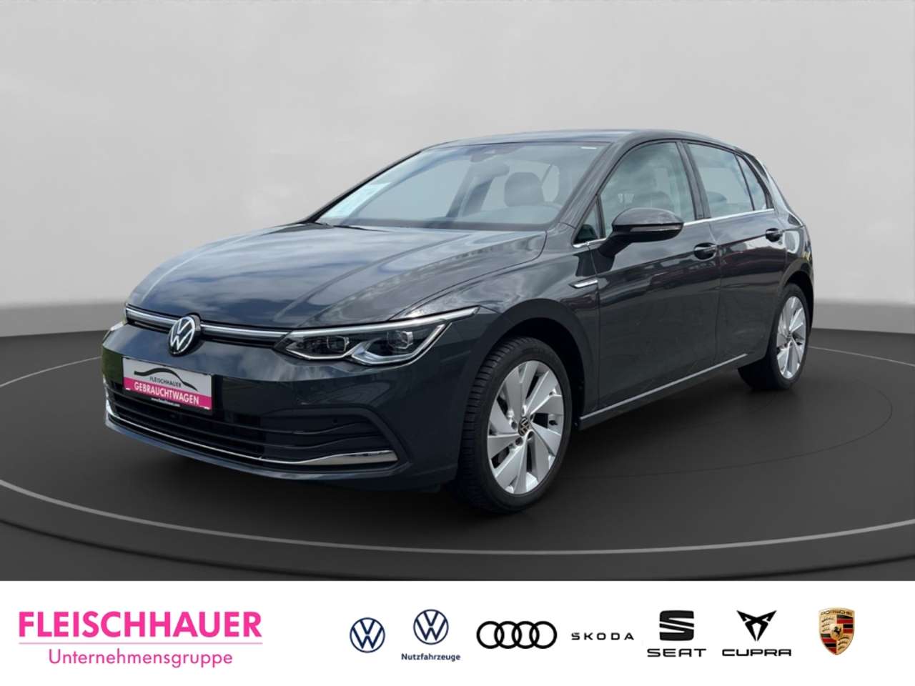 Volkswagen Golf — Volkswagen Golf VIII Style eTSI 1,5 DSG+LED+MEMORY+DAB+ACC