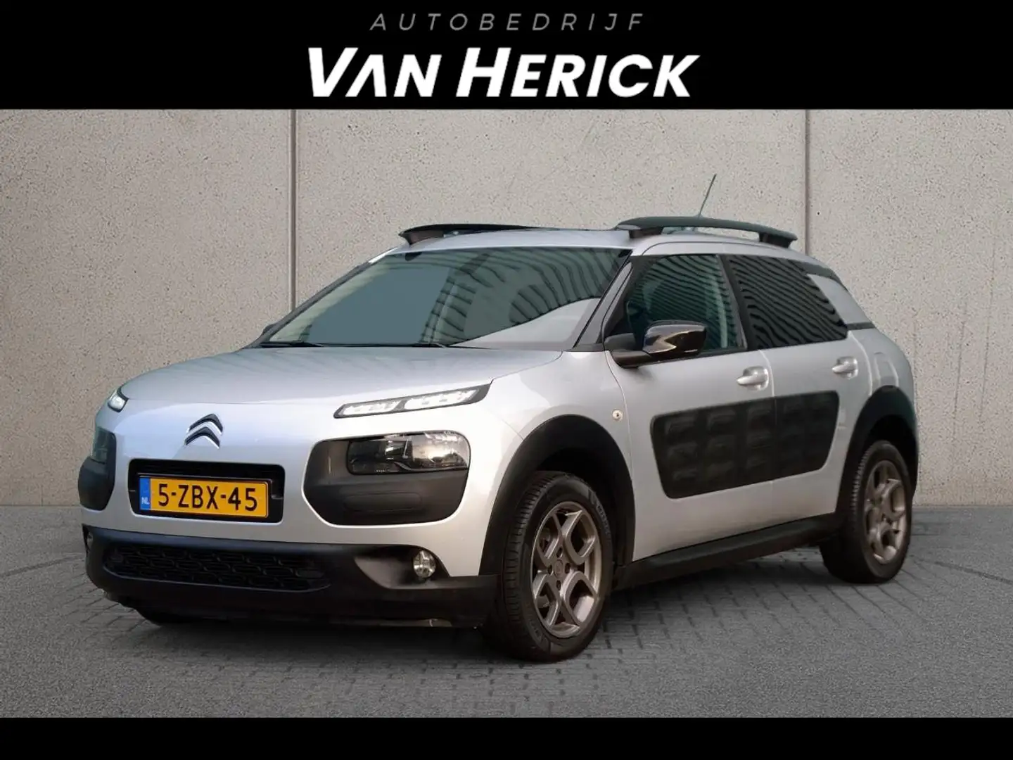 Citroen C4 Cactus 1.2 e-VTi Shine | Automaat | Panodak | Camera Grijs - 1