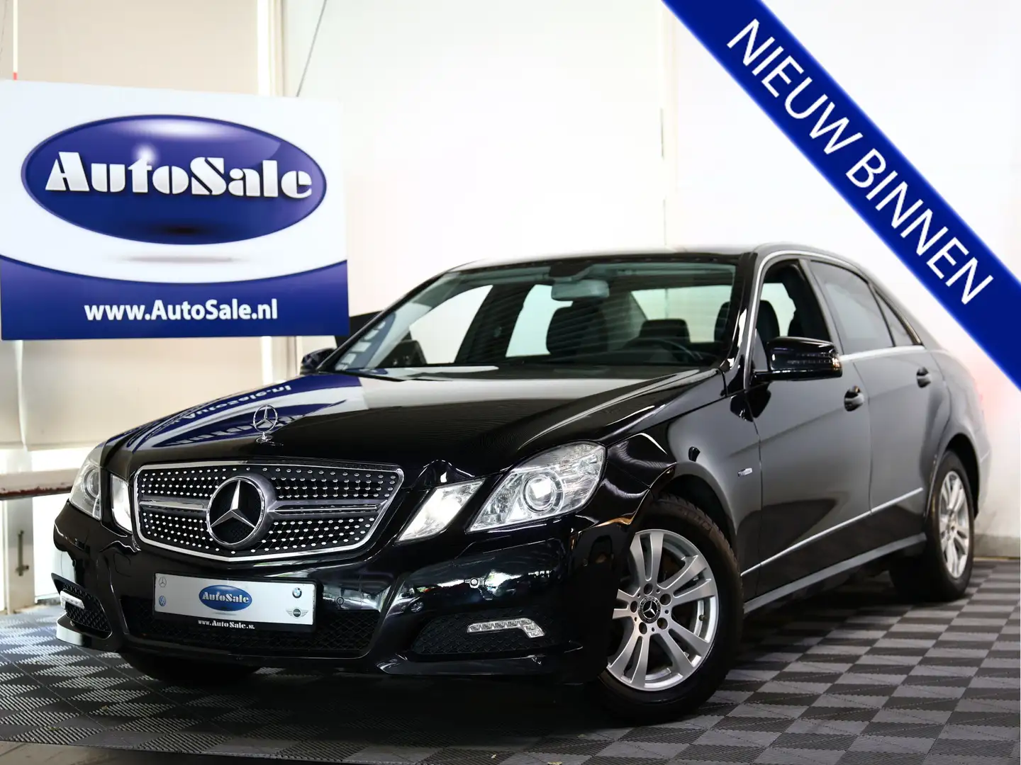 Mercedes-Benz E 250 CGI Business Class Avantgarde Schwarz - 1