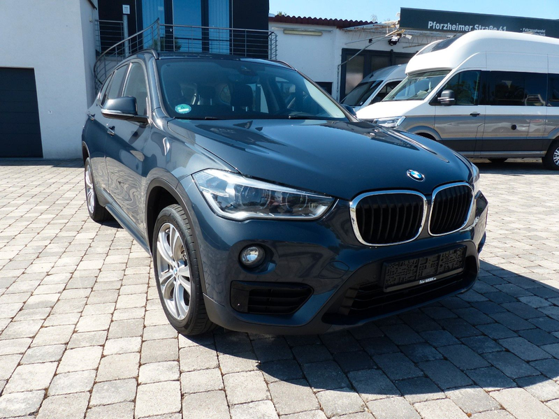 BMW X1 sDrive 20 i Sport Line 2.Hand Top gepflegt — photo 7