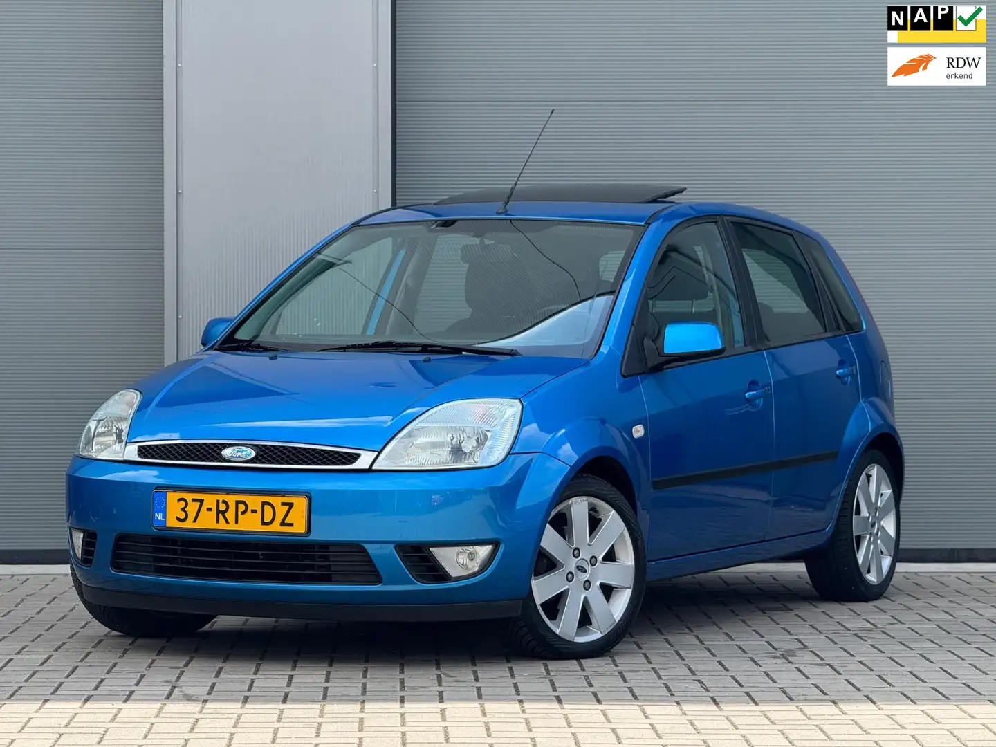 Ford Fiesta 1.6-16V Futura | Automaat | Schuifdak | Airco | El Blauw - 1